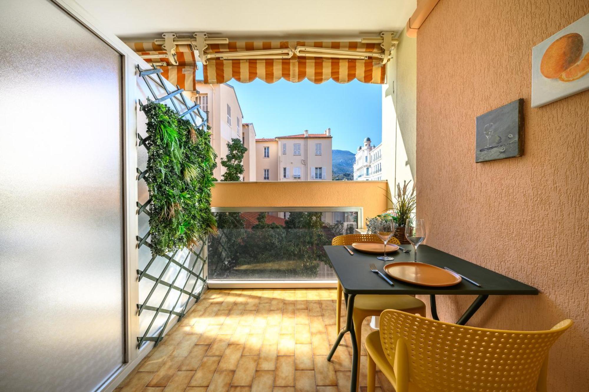 "Charmant Studio" Plein Centre, Calme, Terrasse Menton Extérieur photo